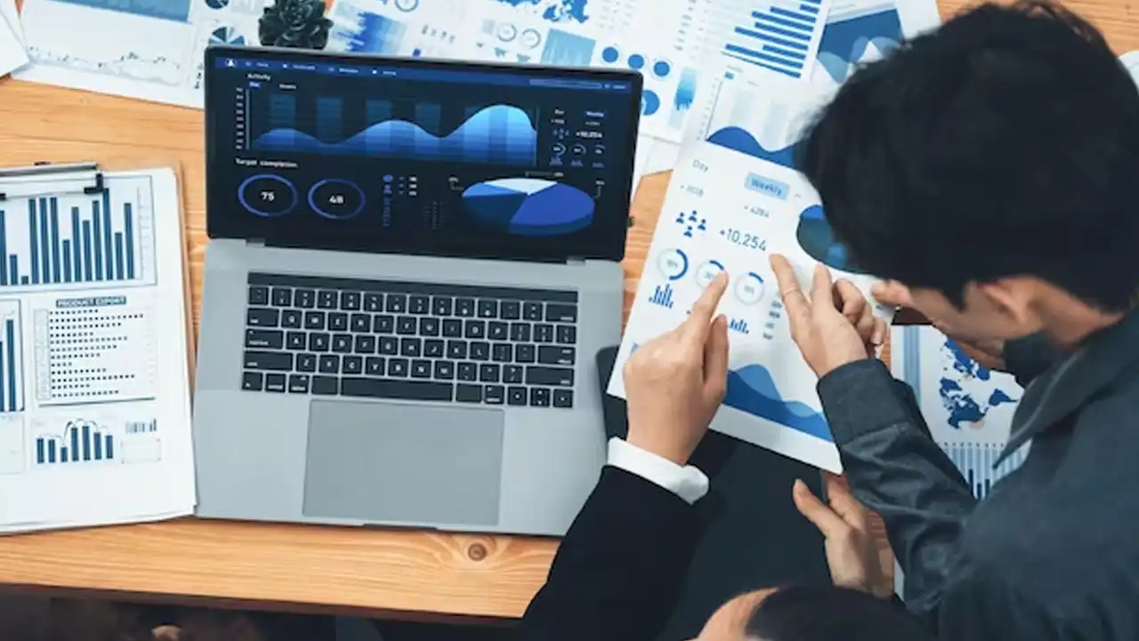 Analyzing the Procurement Pulse:
