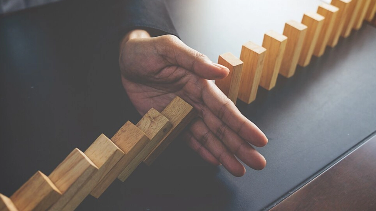 managing-crisis-on-the-inside